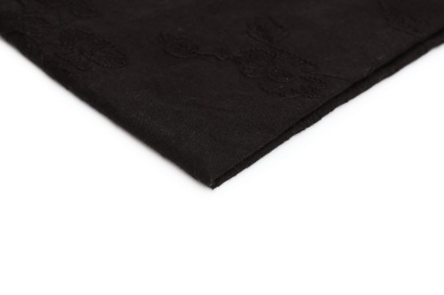 tkanina bawełna czarna w haftowane drobne kwiaty