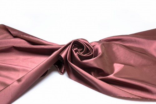 tkanina tafta gładka w kolorze brudny róż