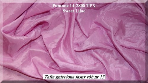 tkanina tafta gnieciona w kolorze jasny róż